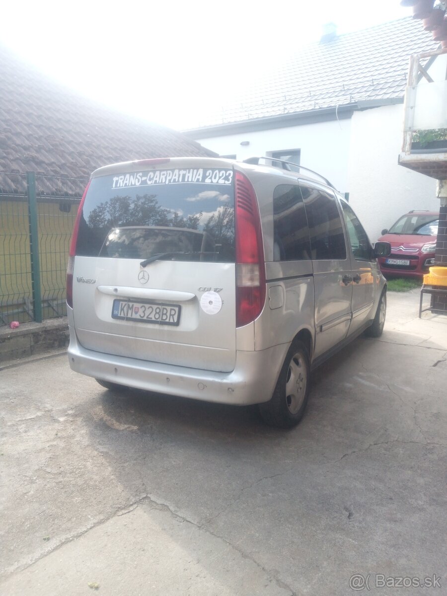 Mercedes Vaneo - 9