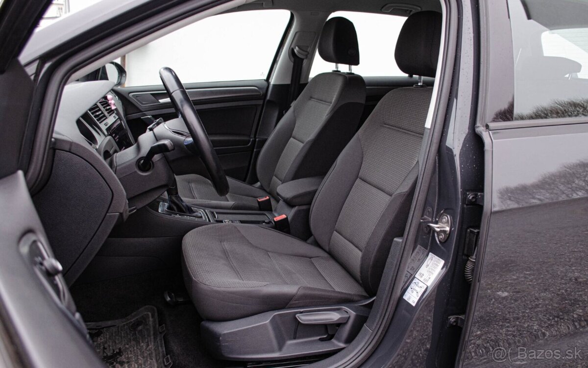 Volkswagen Golf e - 9