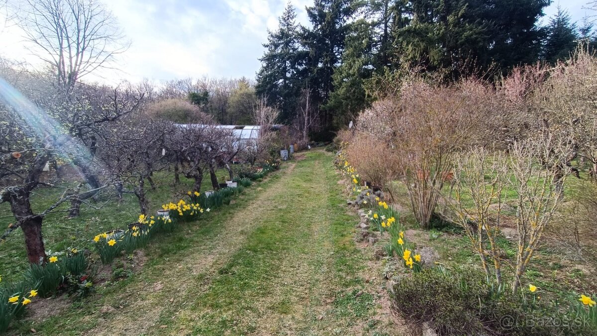 Predám chatu v Harmónii s krásnym výhľadom - 9