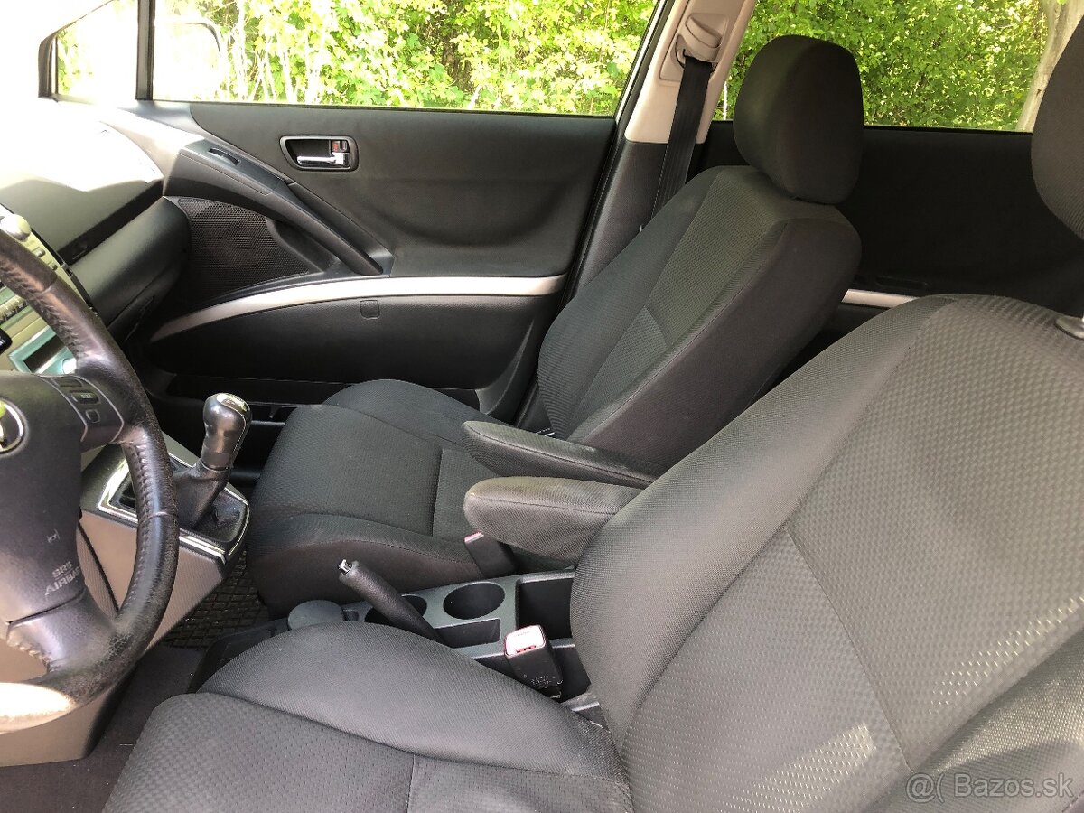 Toyota corolla verso - 9