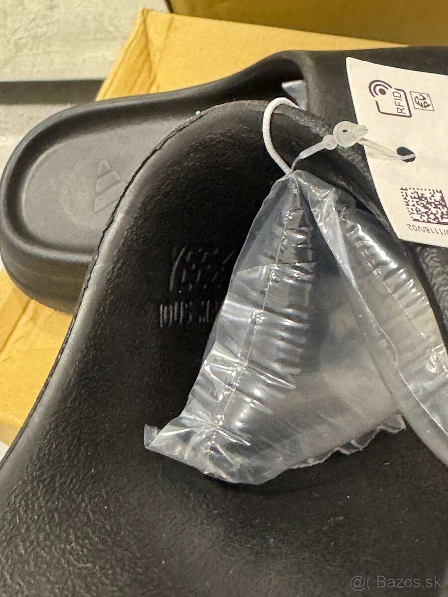 Yeezy slide. šľapky - 9