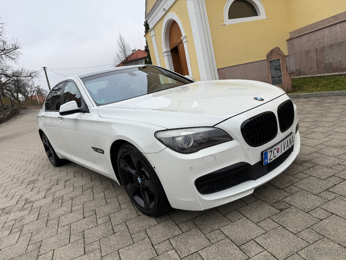 Predám BMW rad 7 740d xDrive 225kw M-Packet / CIC / Webasto - 9
