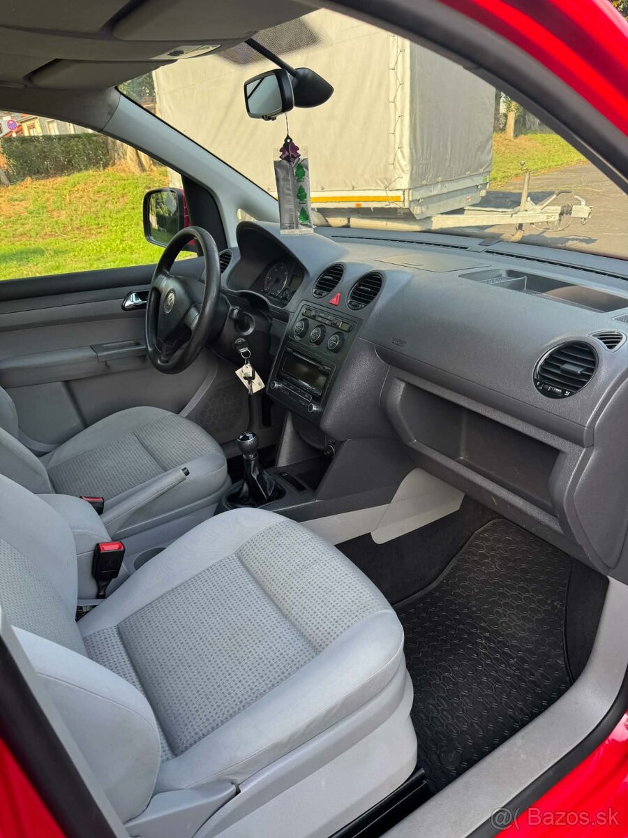VW Caddy - 9
