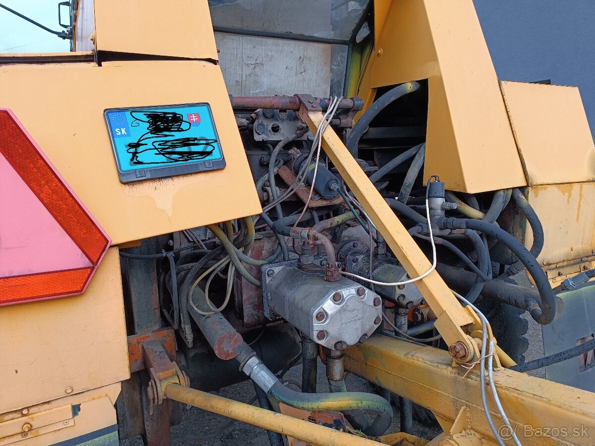 Zrezávač krajníc Zetor 12145 - 9