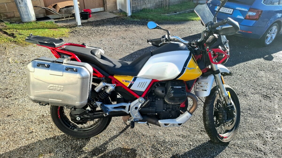 Moto Guzzi V85 TT – 2019 –(A2) - 9