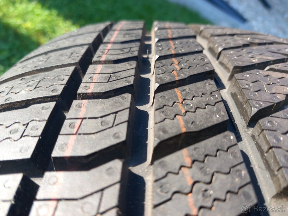 255/55 r19 zimné pneumatiky 2 ks - 9