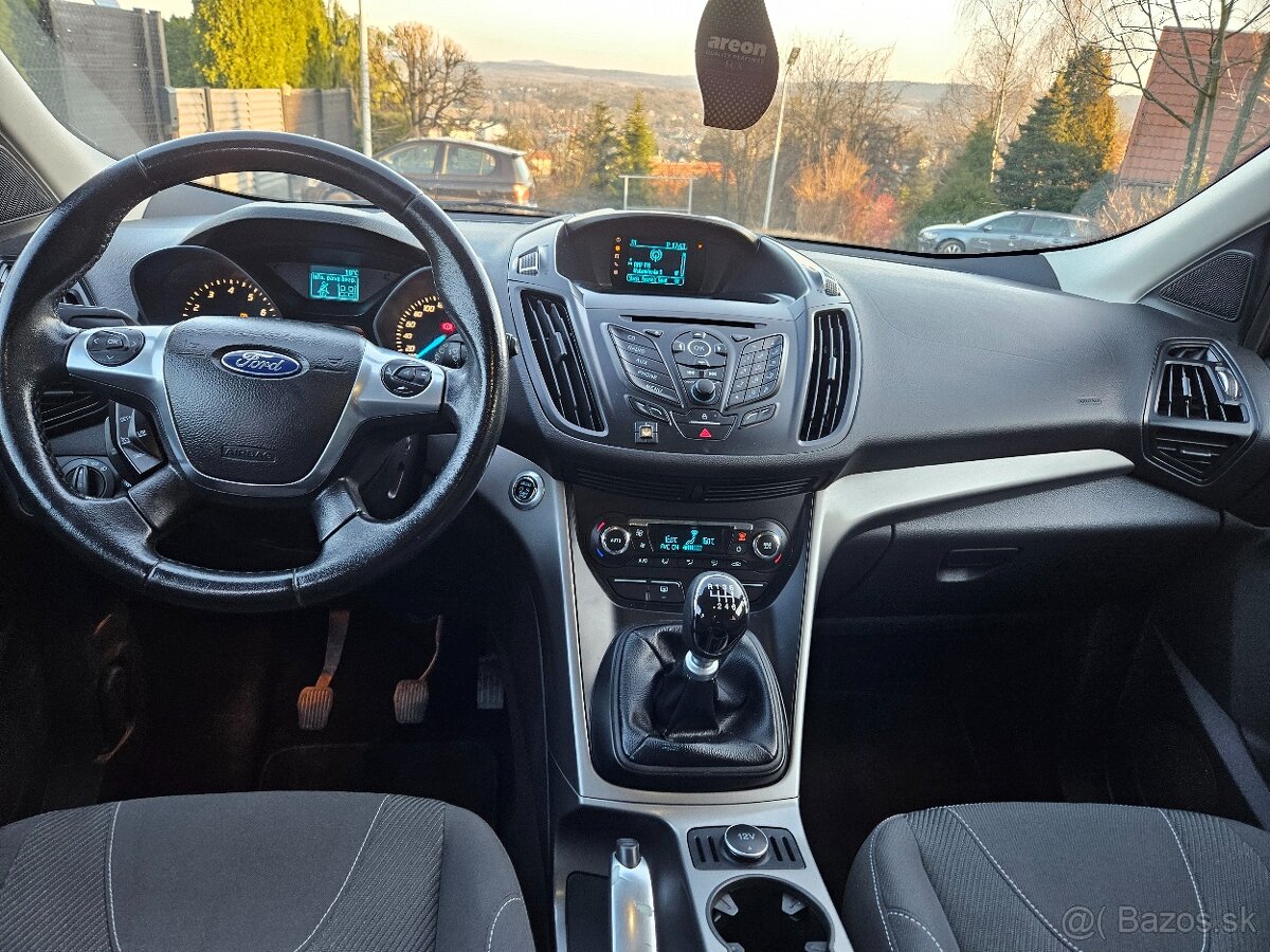 Ford Kuga 1.6 16V 150PS Titanium Climatronic - 9