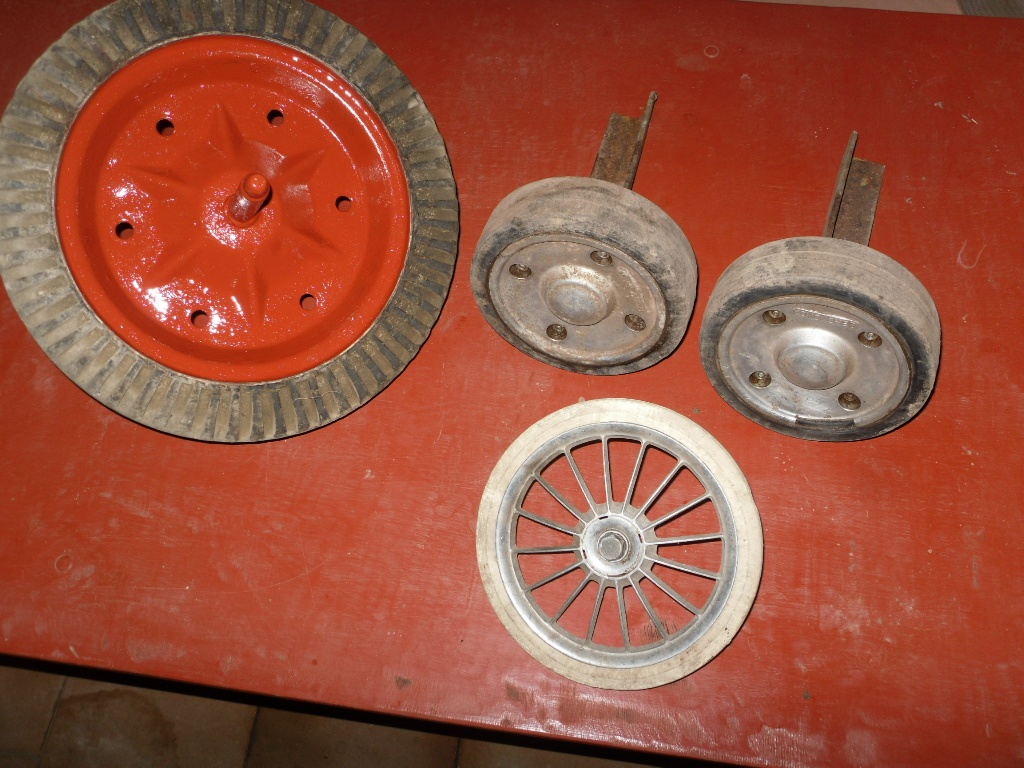 Krompač,kladivo,vŕtačka,brašňa,skrinka - 9