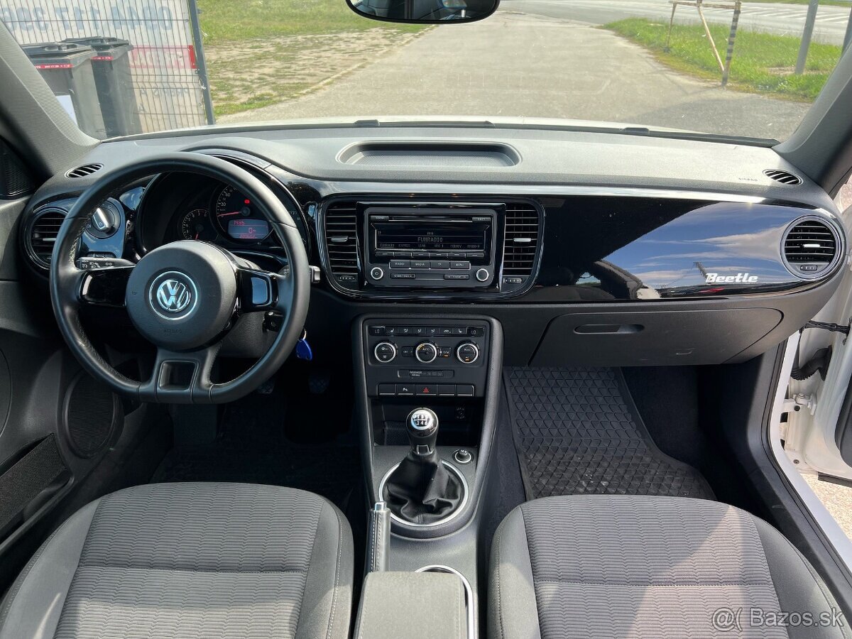 VW Beetle 1.2TSI benzín, 77kW, MT/6, rok:02.2012. - 9