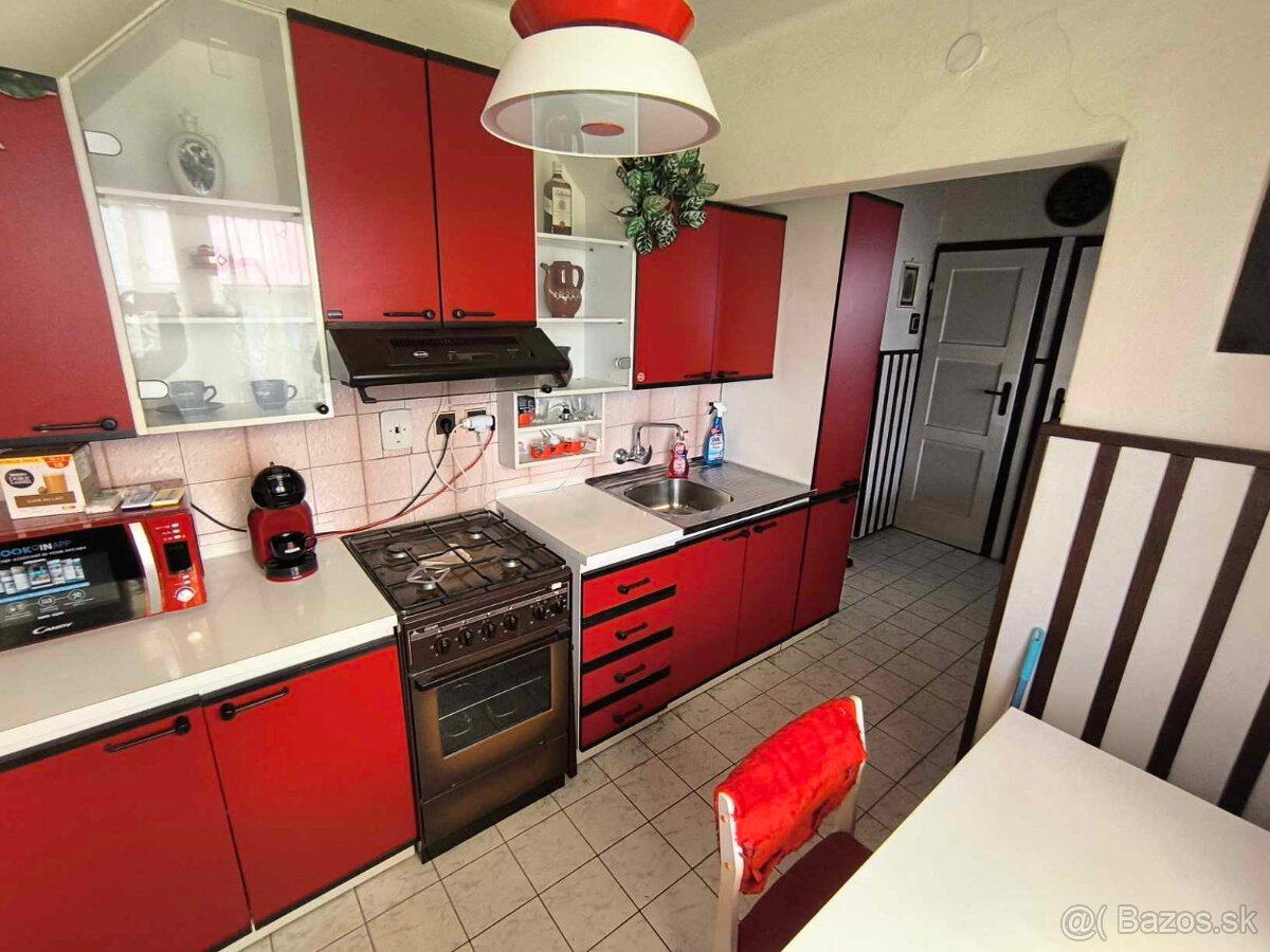 ‼️ RODINNÝ DOM NA PREDAJ, NOVÁKY - OKRES PRIEVIDZA ‼️ - 9