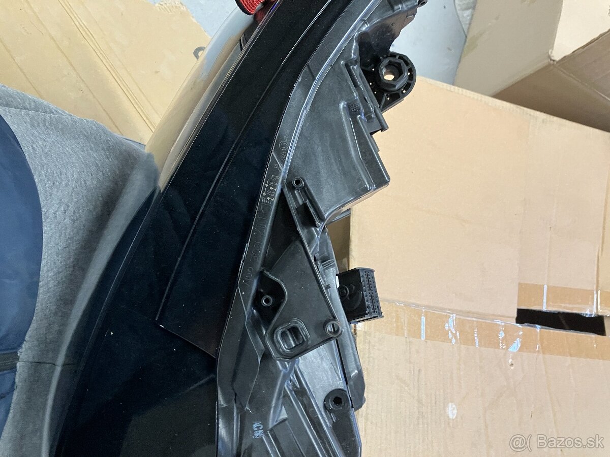 predni svetlo audi a6 C8 levy leve ridice FULLLED - 9