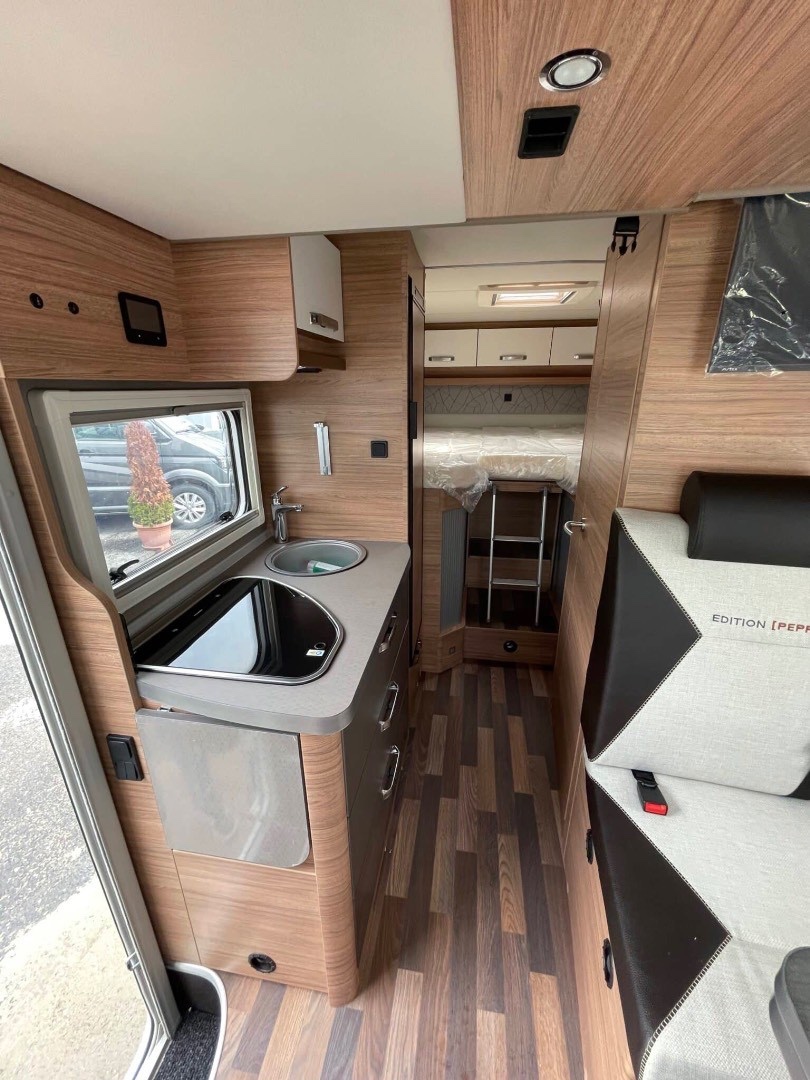 Weinsberg CaraCompact Suite MB 640 MEG Pepper - 9