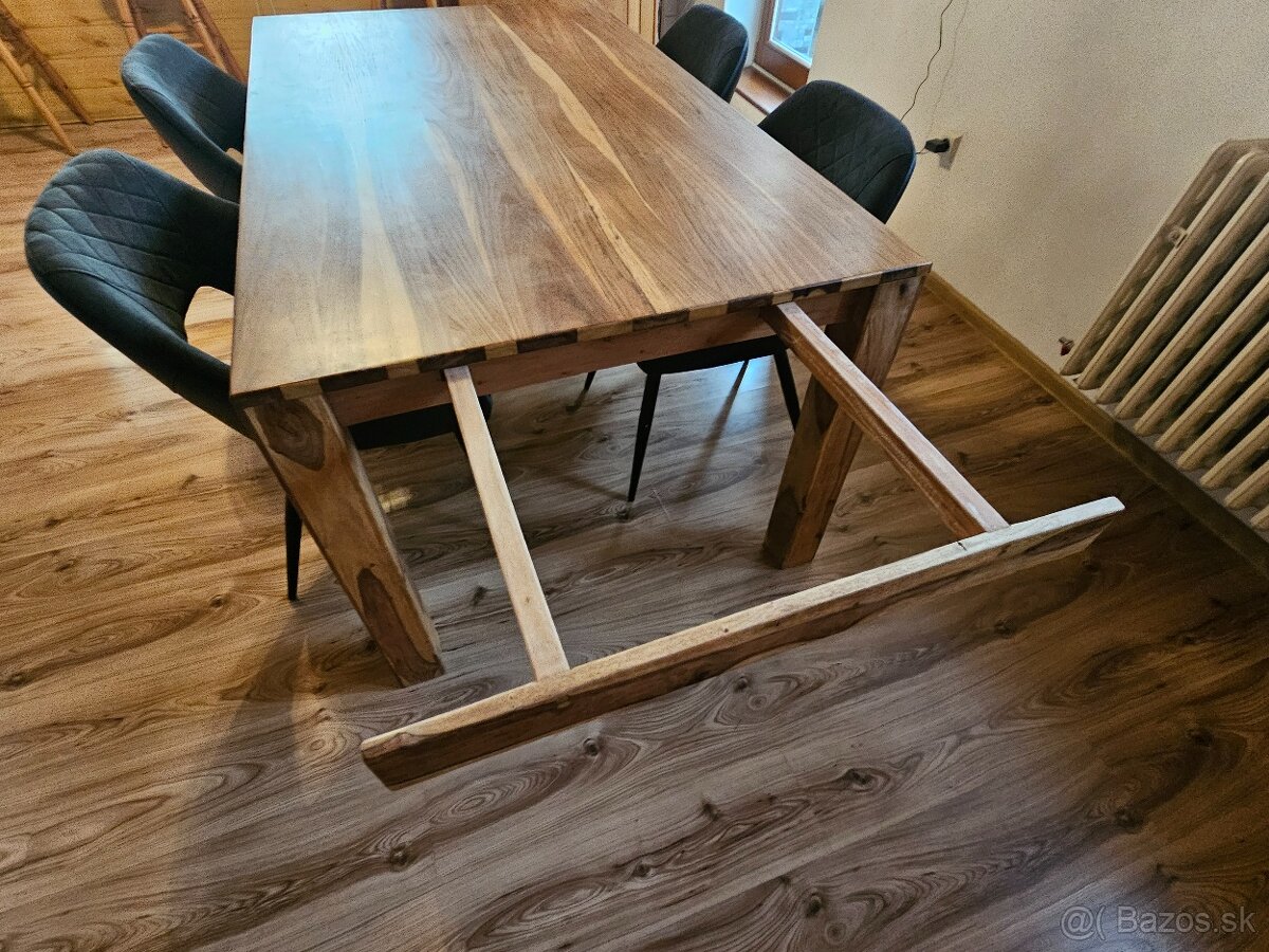 Jedalensky stol masiv +4 stolicky - 9