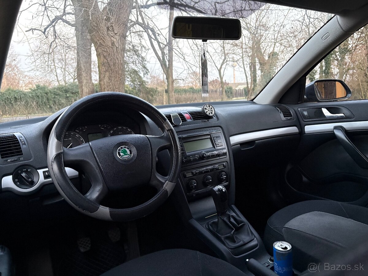Škoda Octavia 2.0TDi - 9