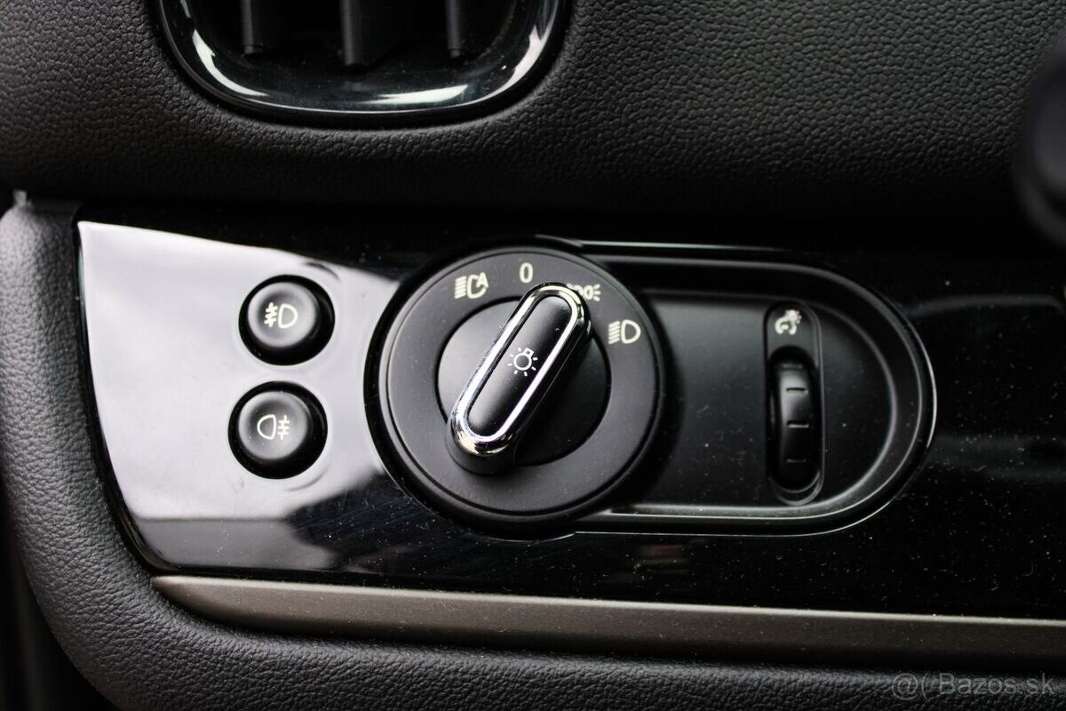 Mini Countryman Cooper SD ALL4 A/T - 9