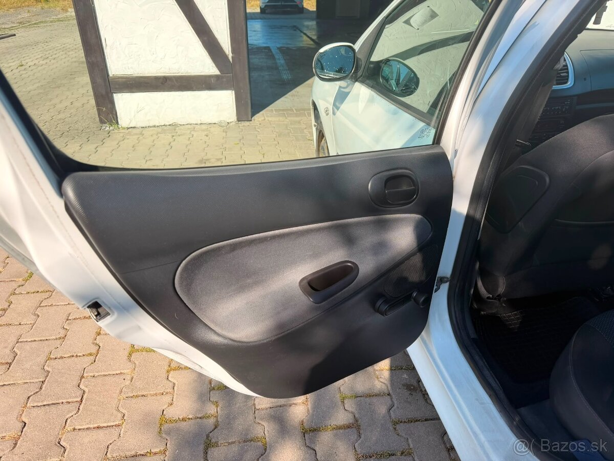 Peugeot 206 plus - 9