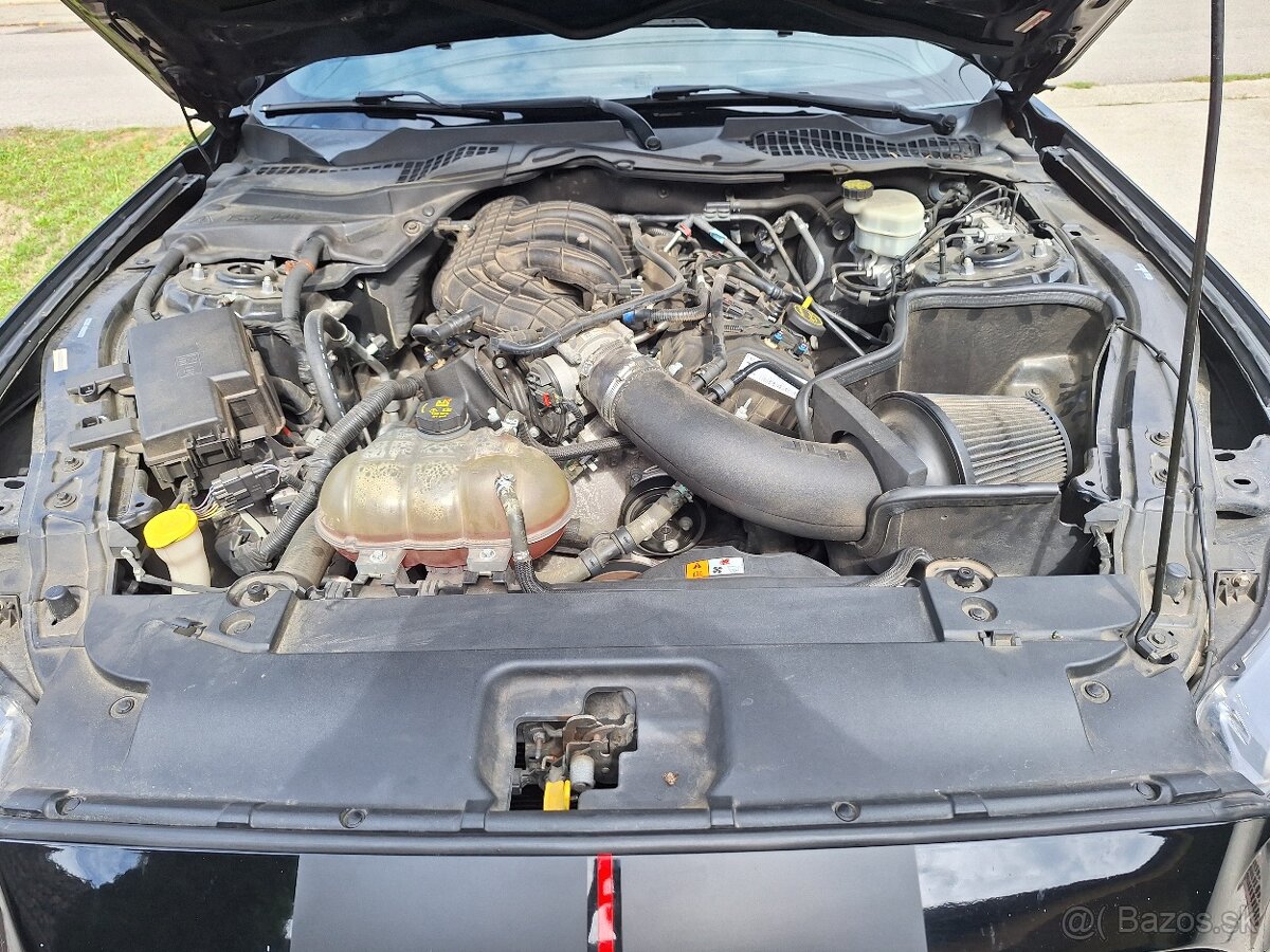 Ford Mustang 3,7 - 9