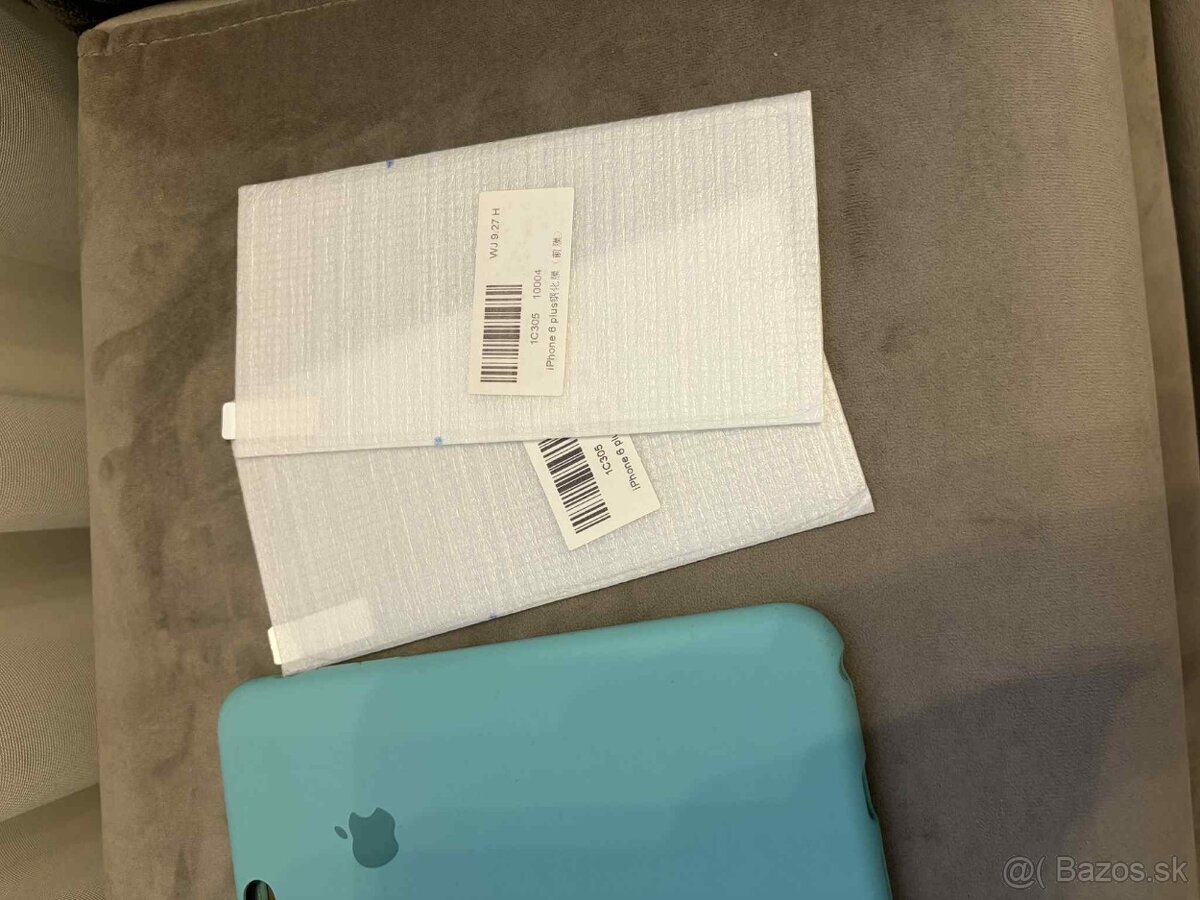 Apple iPhone 6S Plus - 9