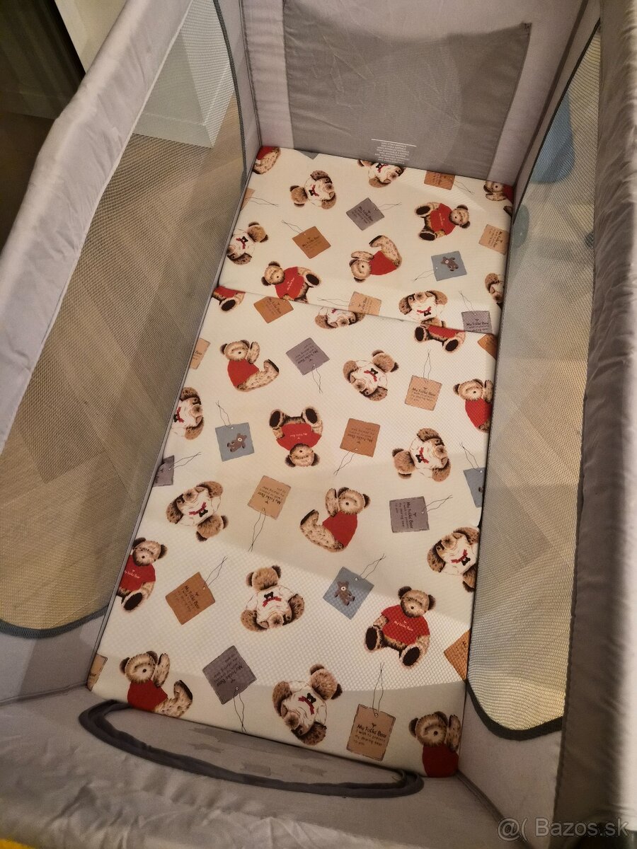 Cestovná postieľka Chicco + matrac - 9