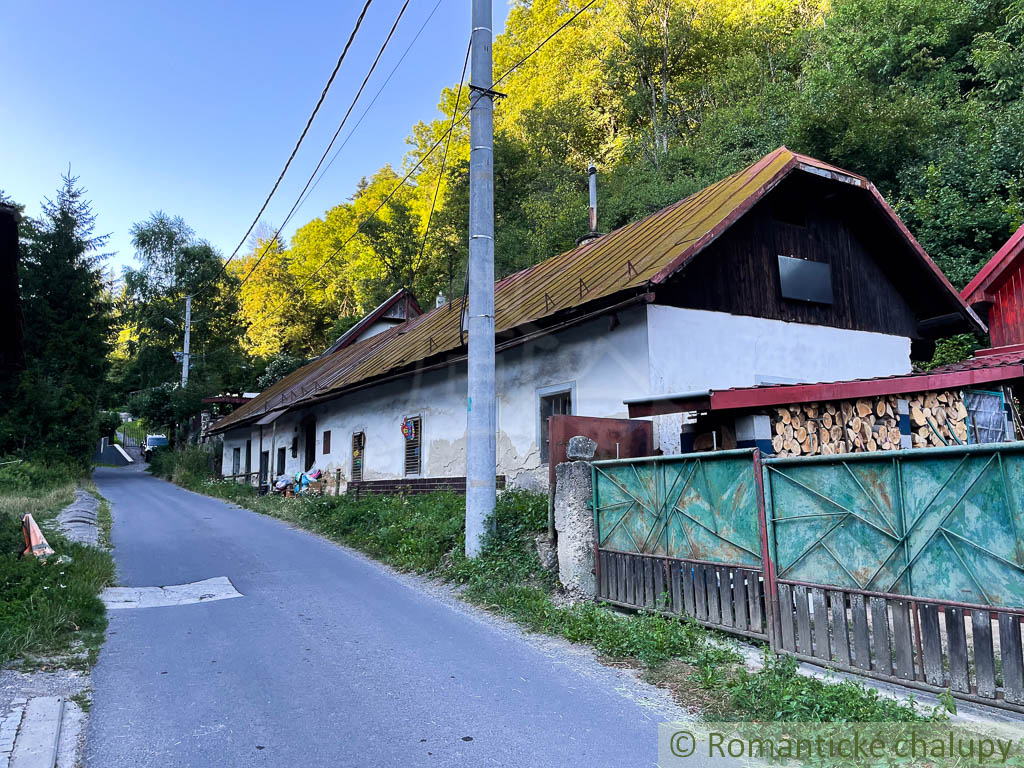 Jedinečný pôvodný banícky dom v Banskej Hodruši - 9