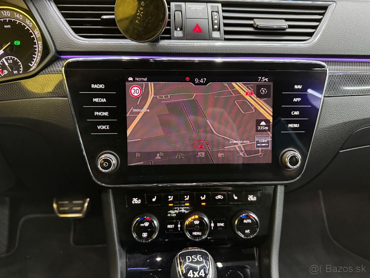 Superb Combi 2.0 TDI 4x4 Sportline - 9