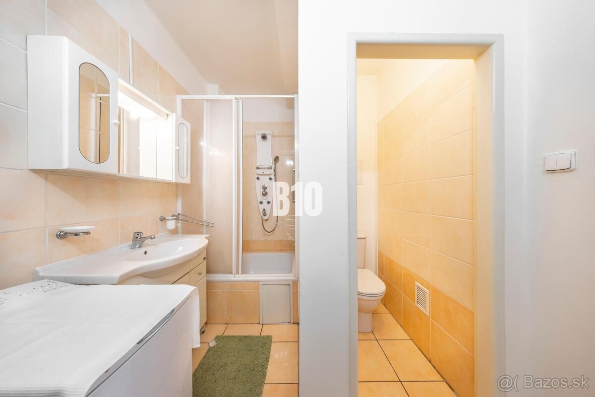 KRÍŽNA: VEĽKORYSÝ 4-IZBOVÝ BYT S RETRO ŠARMOM BLÍZKO CENTRA - 9