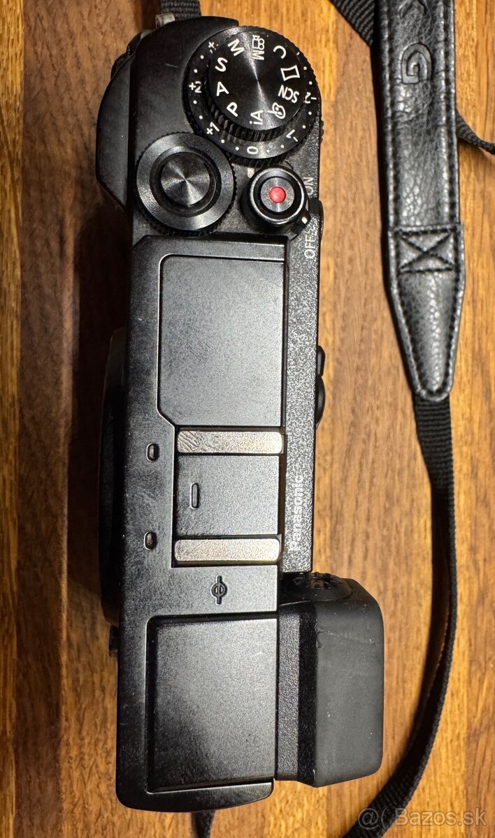 Panasonic Lumix DC-GX9 - 9