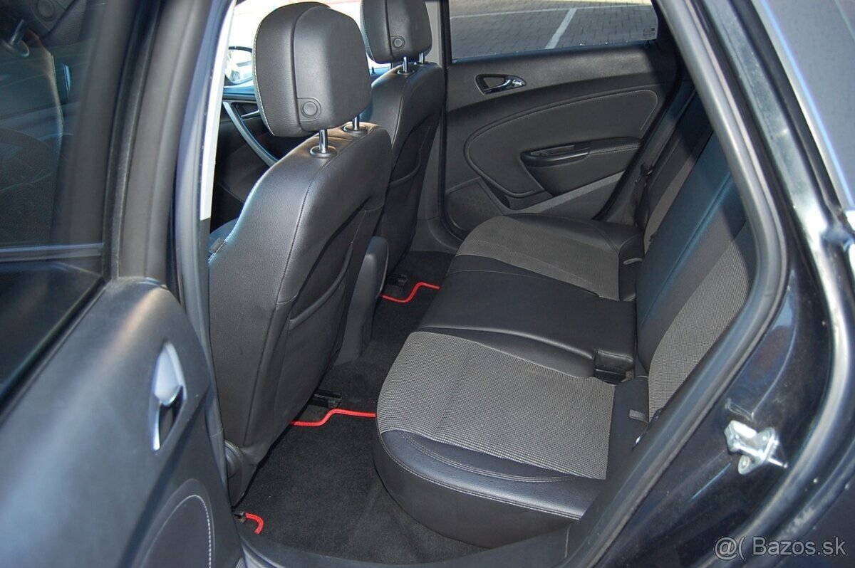 Opel Astra J 1.7 Cdti - 9