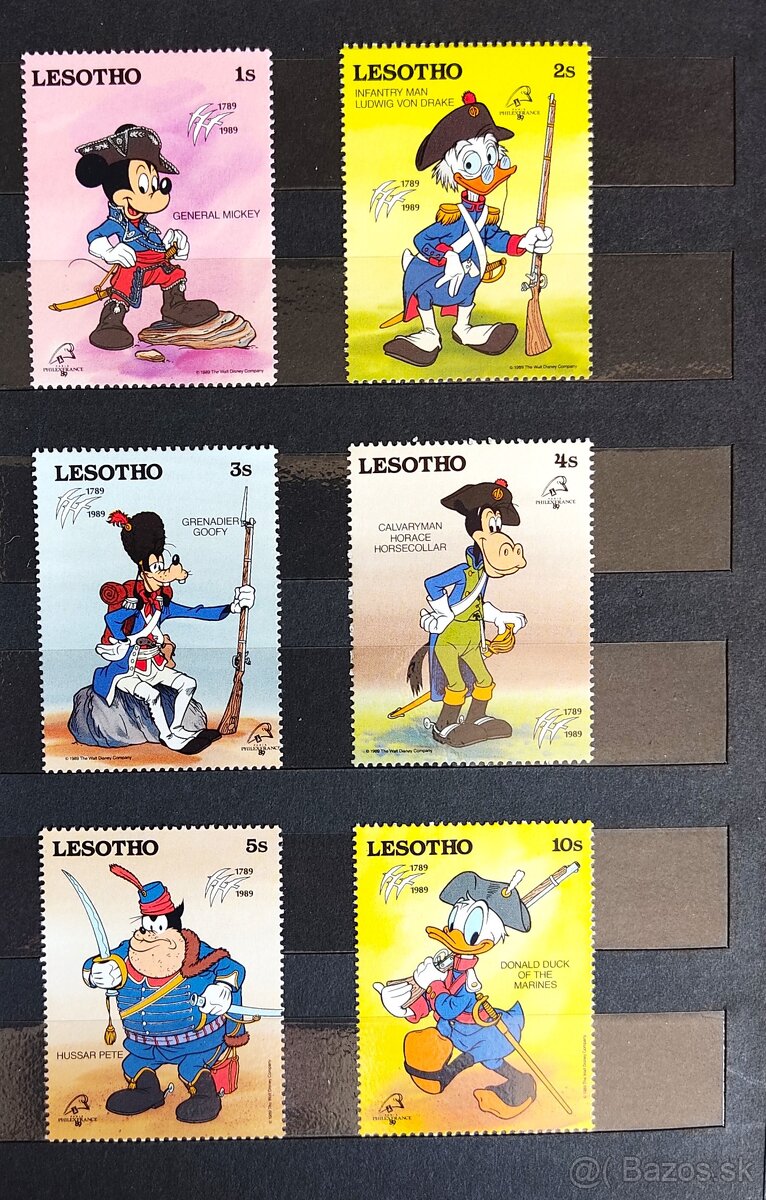 Poštové známky + album - 9