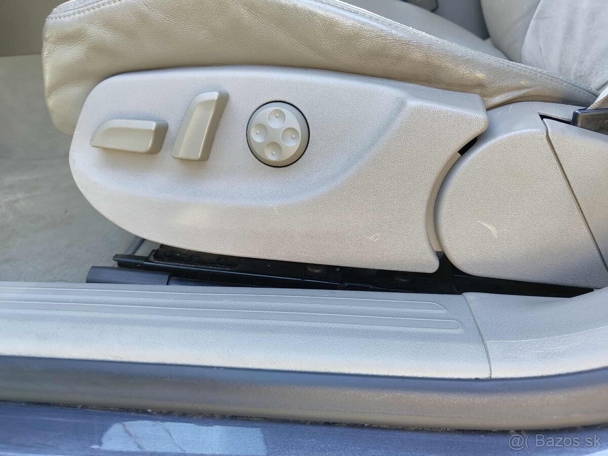 Audi A6 3.2 FSI V6 quattro tiptronic - 9