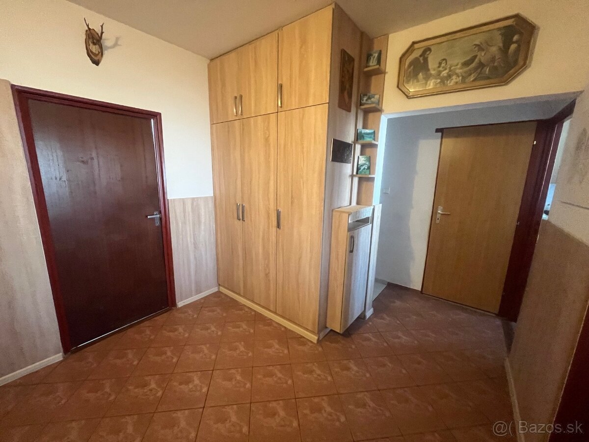 3 izb. byt, L. Novomeského, BJ - 9