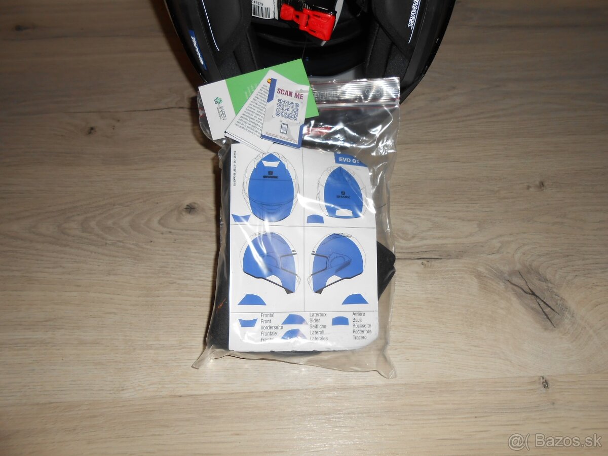 Predam krasnu novu moto prilbu znacky SHARK EVO GT SEAN MAT - 9