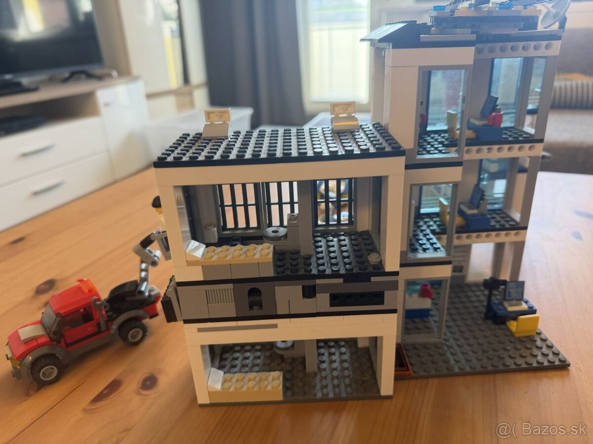 Predám lego policajnu stanicu - 9