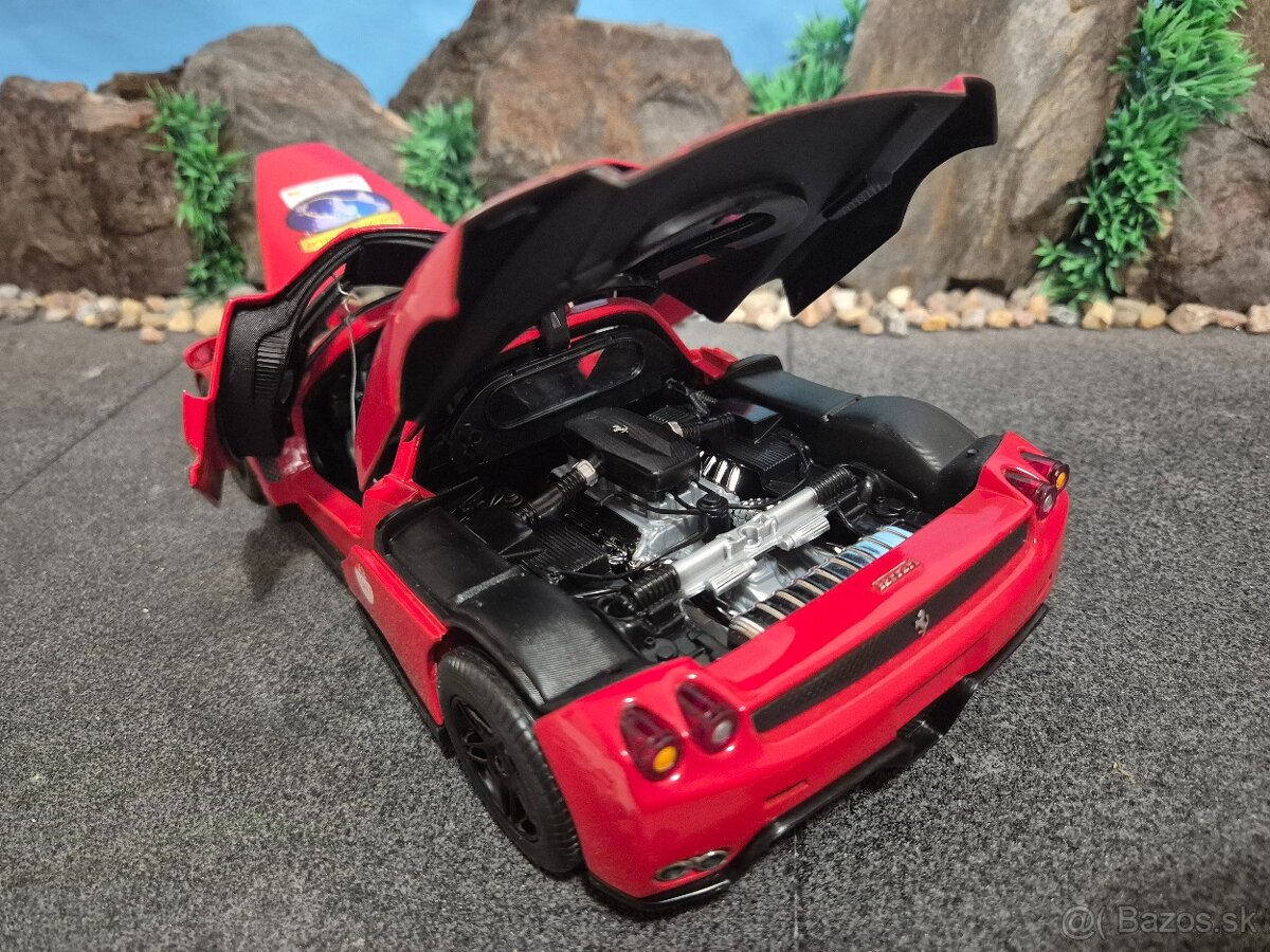 Prodám model 1:18 Ferrari Enzo - 9