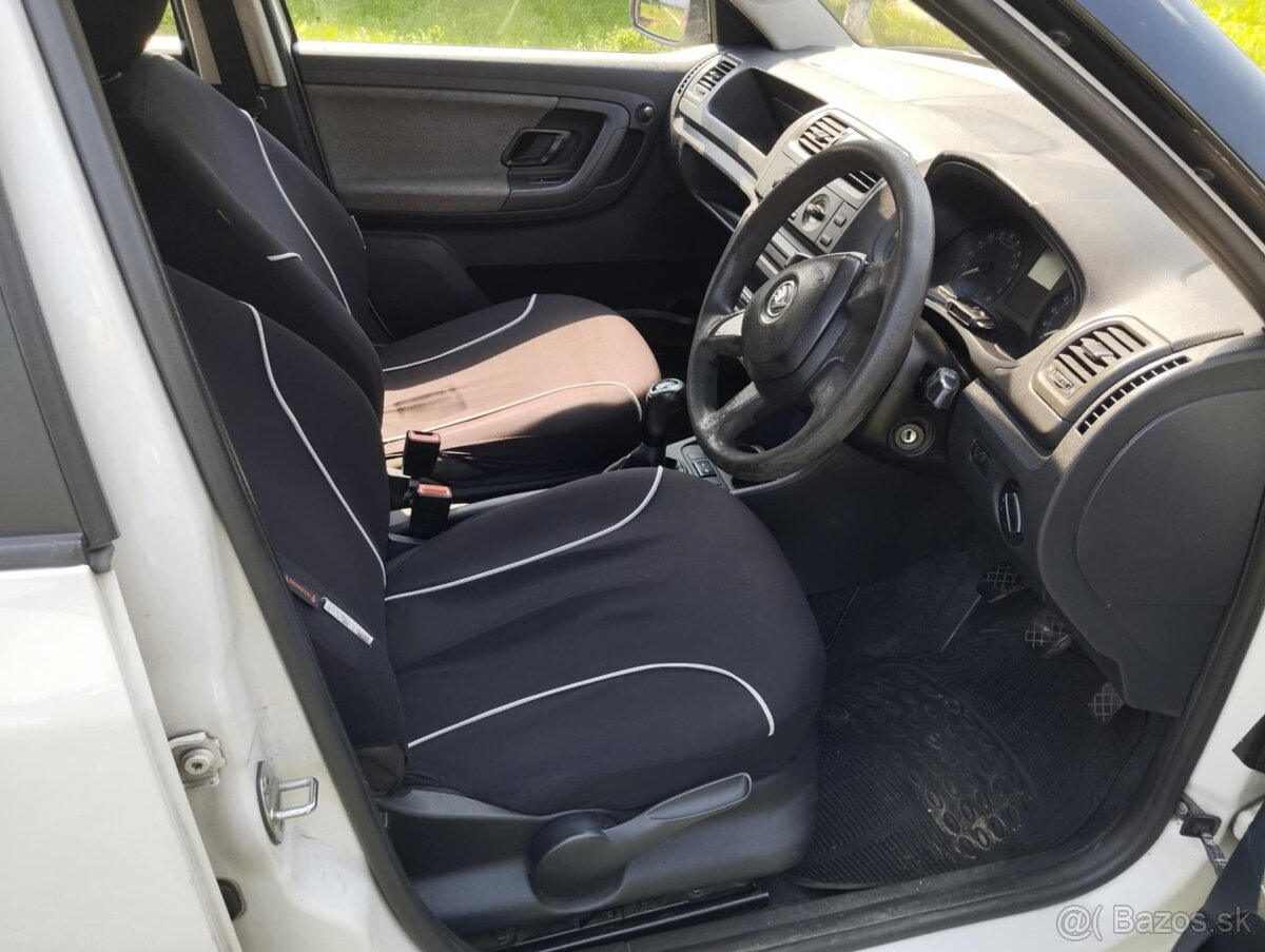 skoda fabia 2 combi 1.6 tdi rozpredam na diely , biela farba - 9