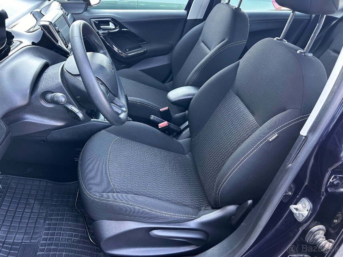 Peugeot 208 1.2 PureTech 61kW MT5 Active - 9