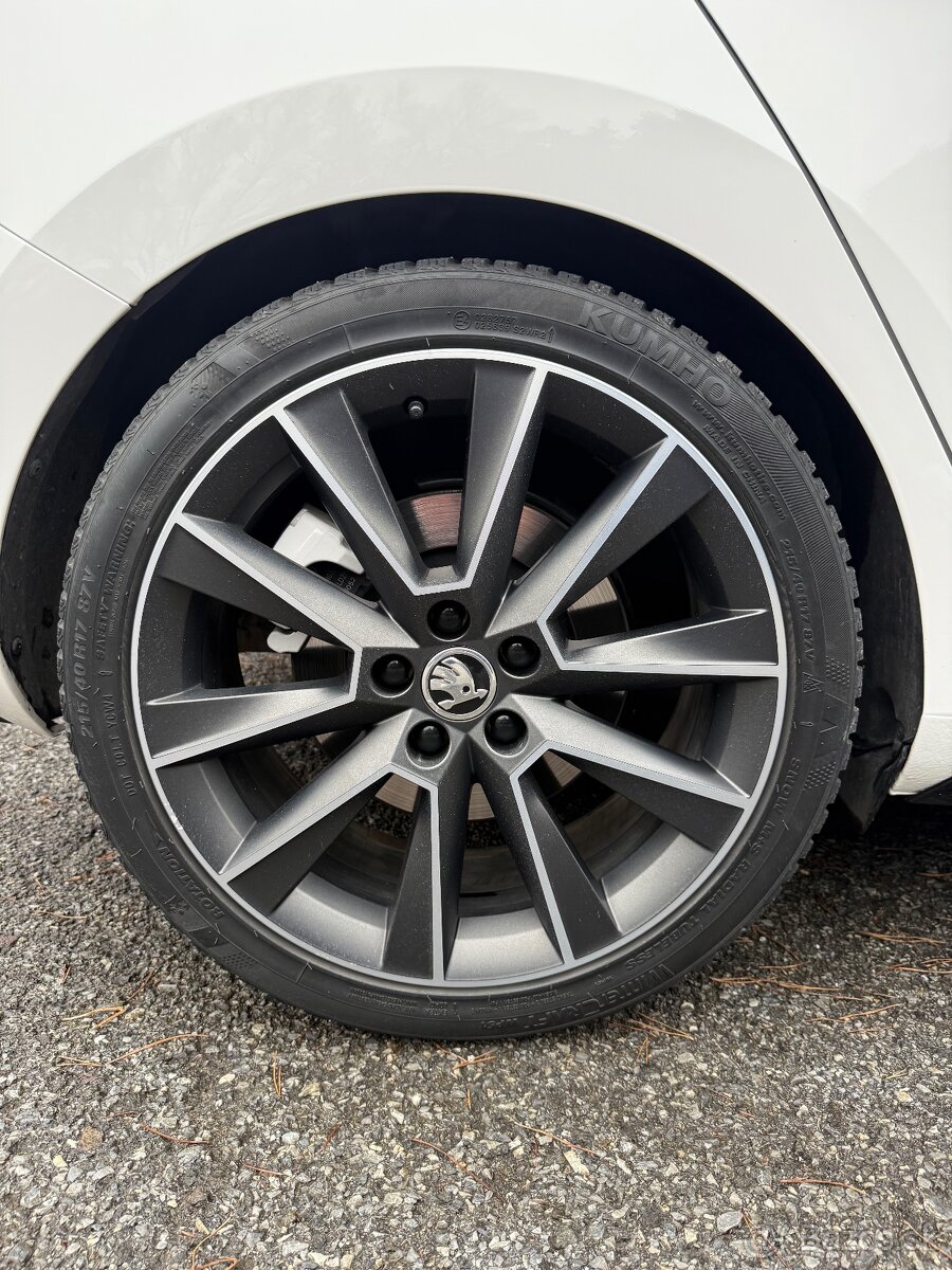 Škoda Fabia R5 edition 1.4TSI - 9