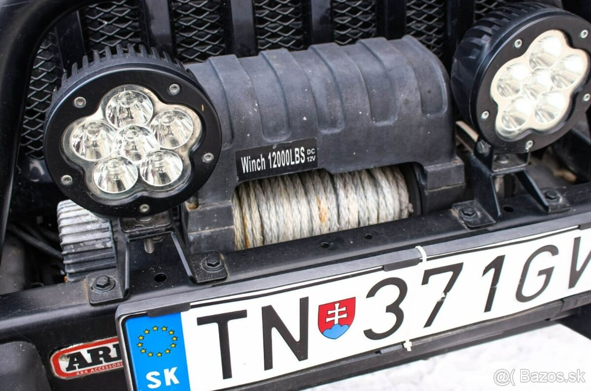 Jeep Wrangler 2.8 CRD Sport A/T - 9