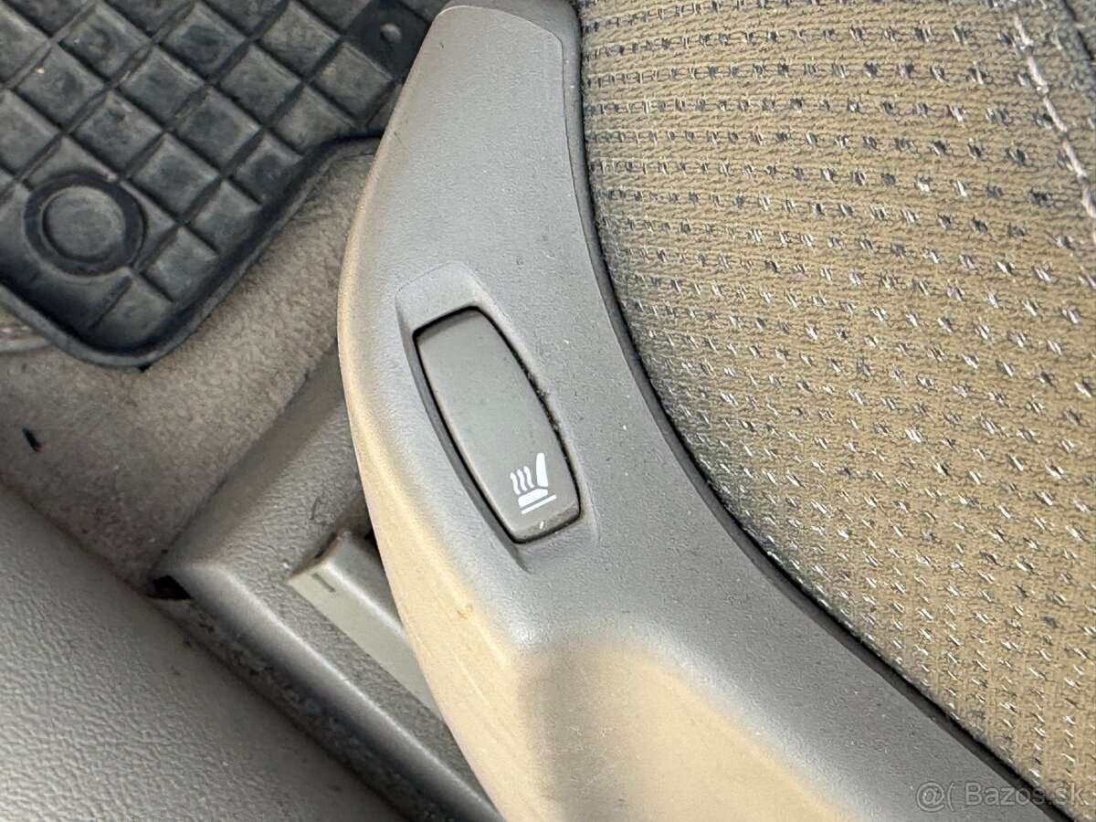 Renault Vel Satis 3.0 dCi V6 Initiale A/T - 9