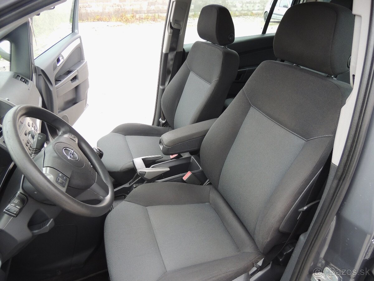 Opel zafira 1,6 7miestne - 9