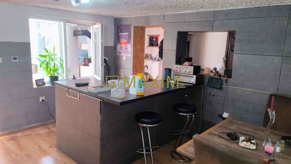 Ponúkam na predaj rodinný dom v Ružindole s fotovoltaickými - 9