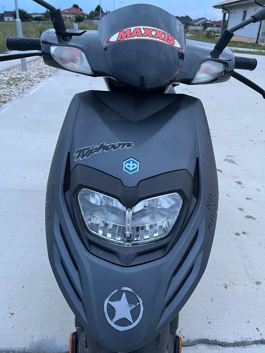 Piaggio typhoon 50 skuter - 9