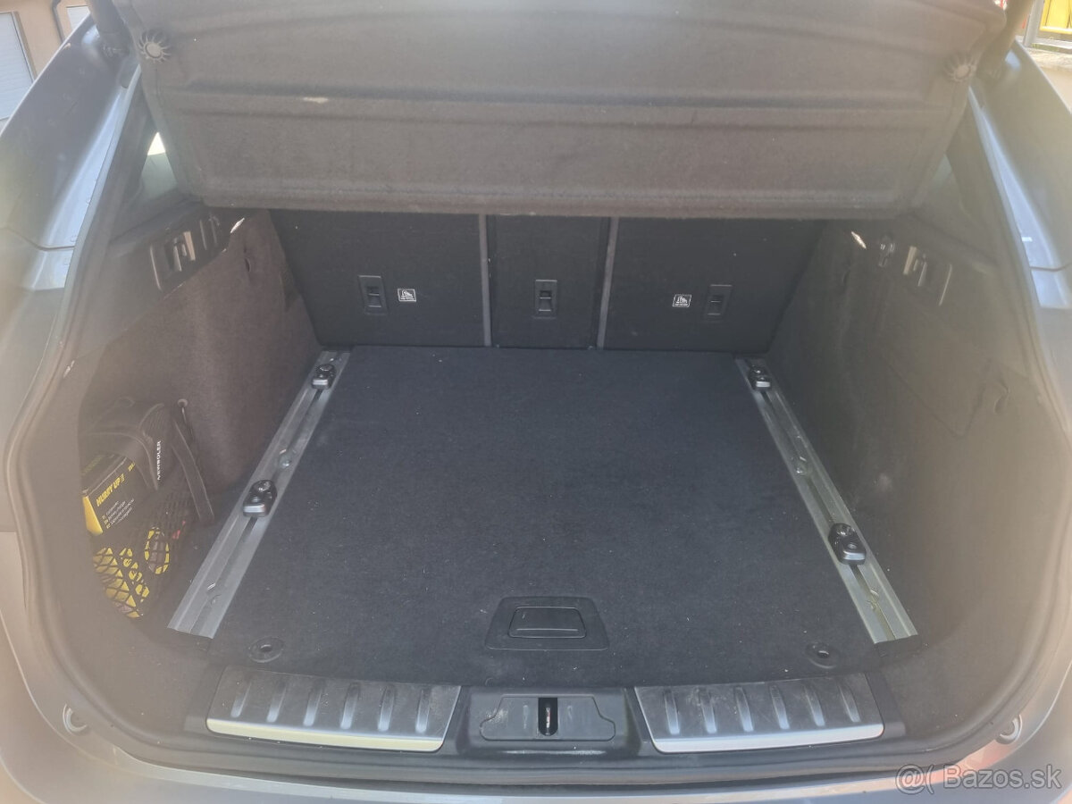 Jaguar F-Pace Jaguar F-Pace 3.0D V6 R-Sport AWD A/T - 9