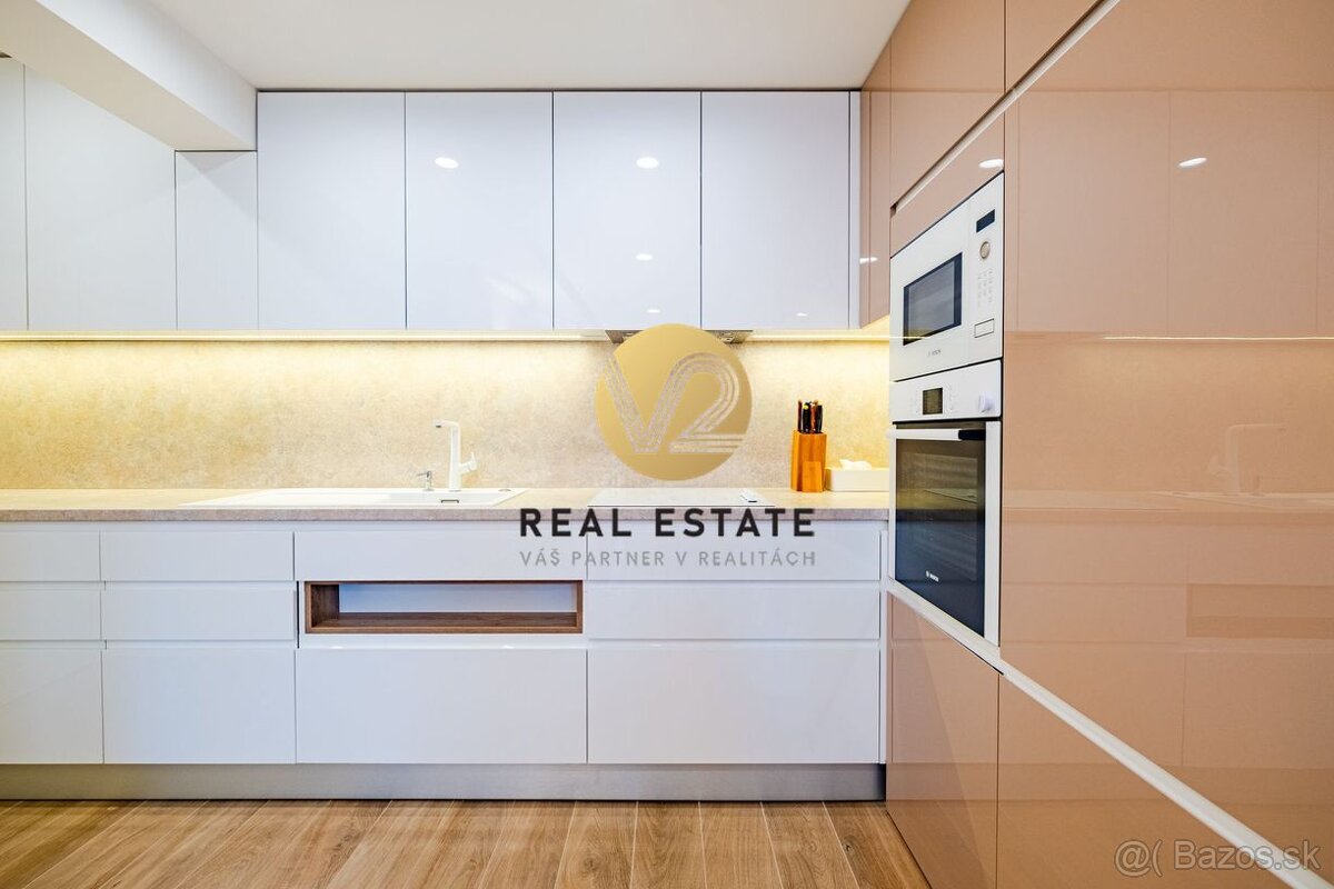 Na predaj – veľkometrážny 3-izbový exkluzívny, zariadený byt - 9