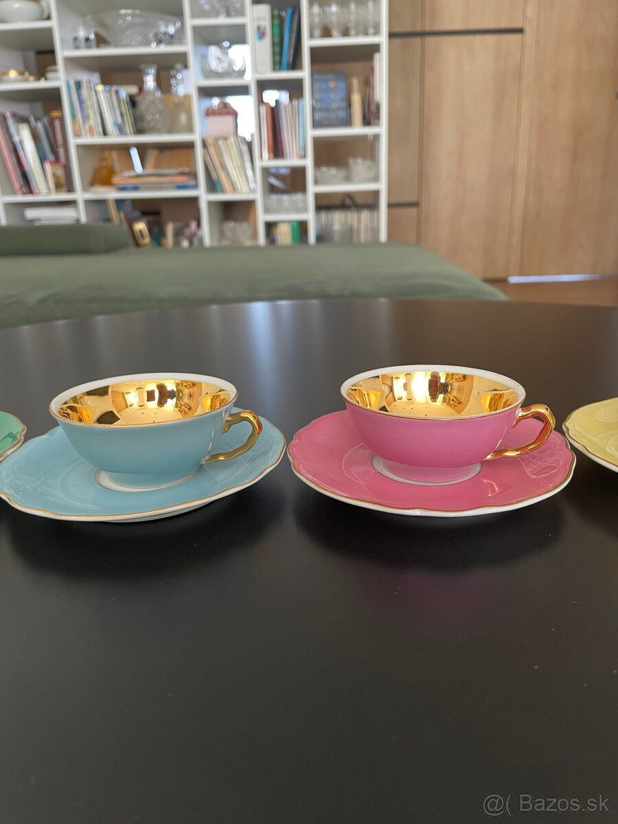 Staršia porcelánová súprava - 9