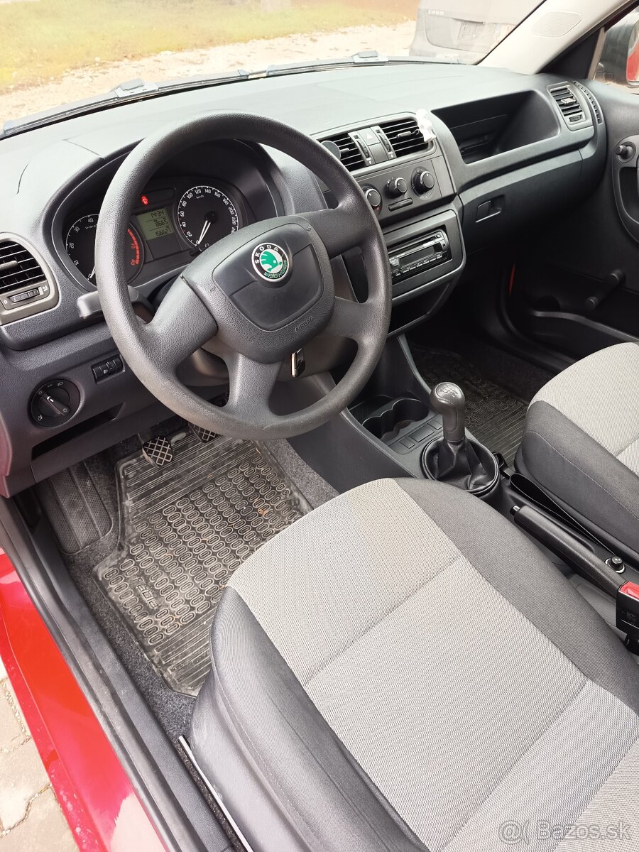 Predám škodu Fabia 2 - 9