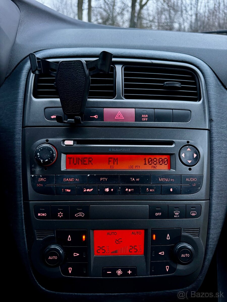 Fiat Grande Punto - 9