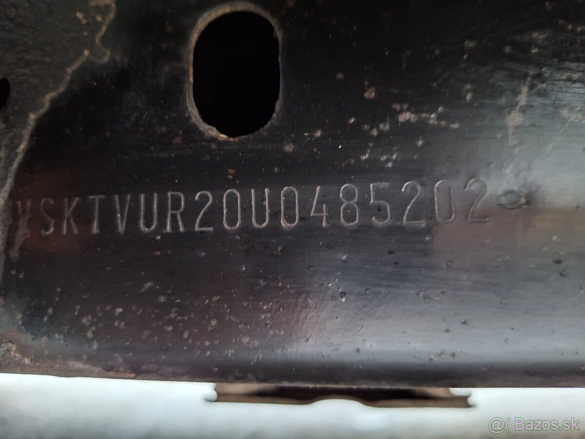 Nissan Terrano 2 - 9