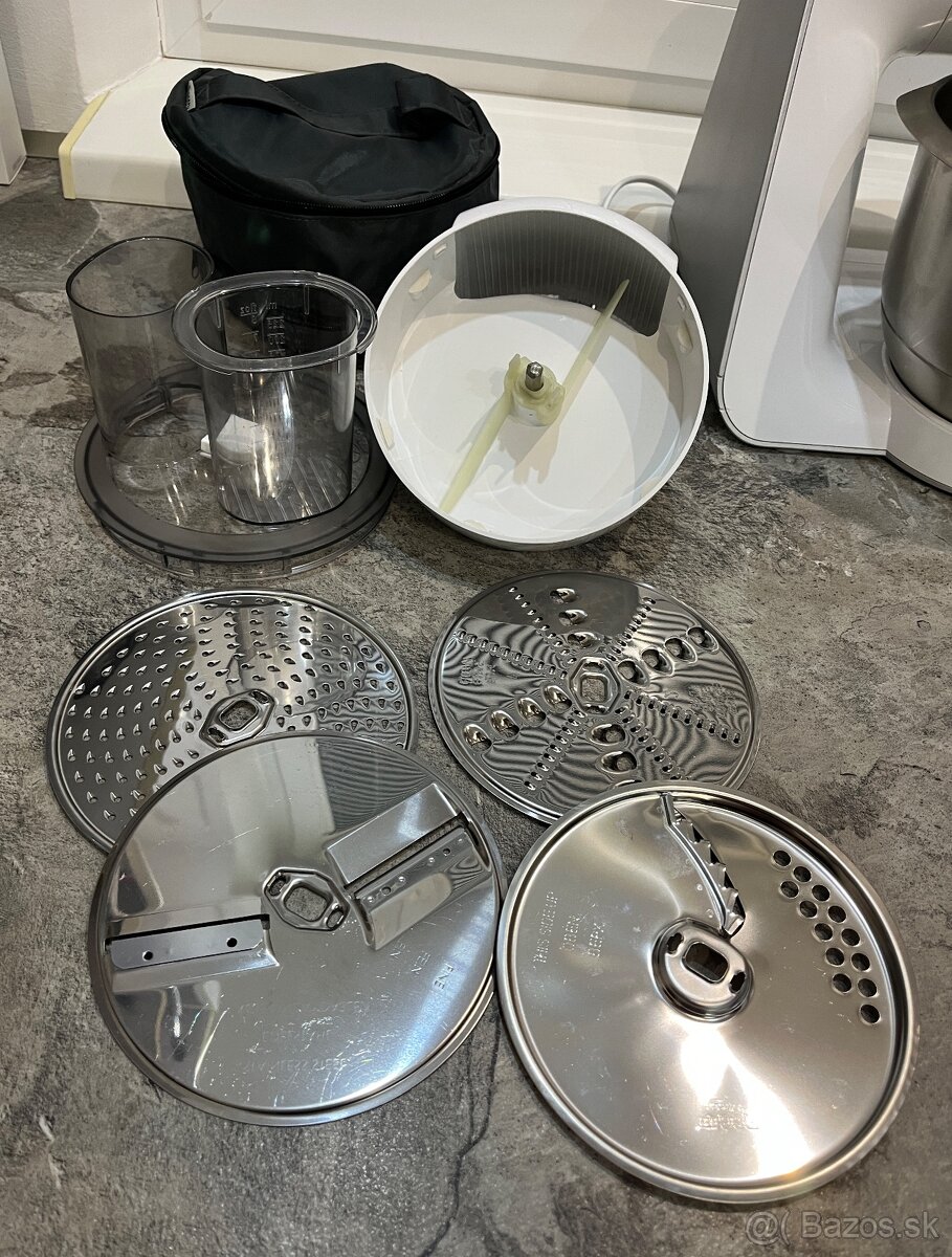 Bosch MUM 58258 1000w kuchynský robot - 9