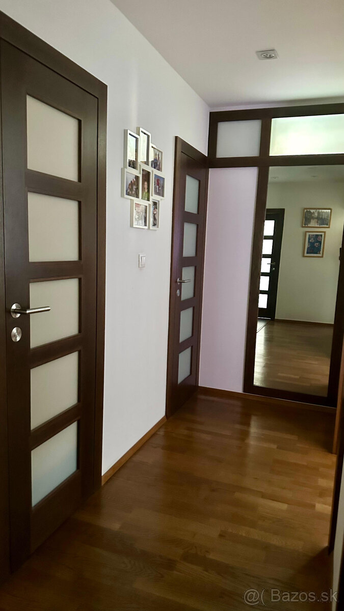 Zariadený 4i byt na predaj, sídlisko Sever - 9
